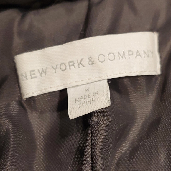 New York & Company Charcoal Puffer Jacket with Faux Fur Trim - Picture 9 of 9